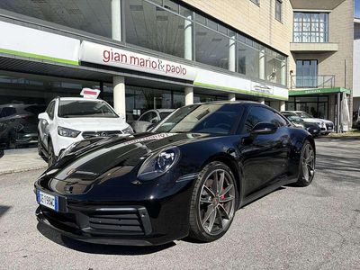 Usata Porsche 911 Carrera 4S 450 CV (330 kW) 2021 Nero metallizzato Coupé