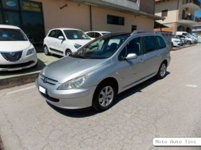 usata Peugeot 307 2.0 HDI SW 7 Posti - 2004