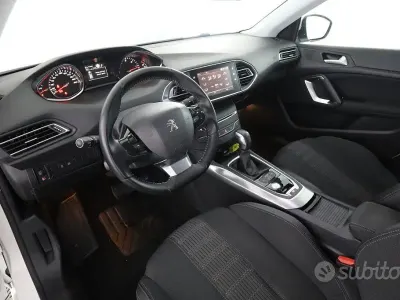 Usata Peugeot 308 Allure 120 CV (88 kW) 2017 Bianco Berlina