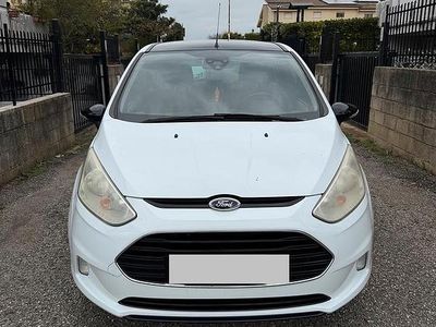 Begagnad Ford B-MAX 75 HK (55 kW) 2017 Minibuss