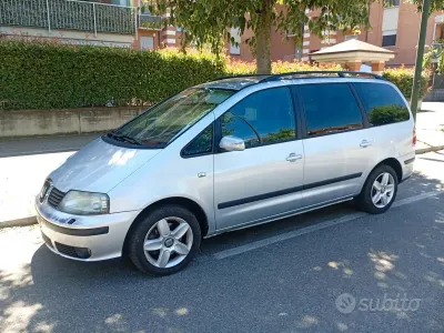 Usata Seat Alhambra 130 CV (95 kW) 2004 Grigio Monovolume