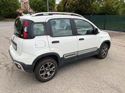 Usata Fiat Panda Cross 80 CV (58 kW) 2015 Bianco Utilitaria