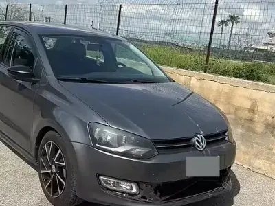 Usata VW Polo Comfortline 90 CV (66 kW) 2010 Grigio Utilitaria