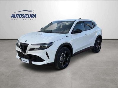 Nuova Alfa Romeo Junior Edizione Speciale 136 CV (100 kW) 2026 Bianco SUV