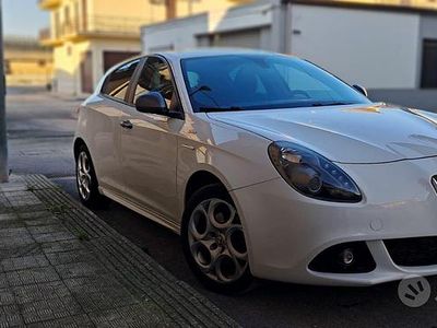Usata Alfa Romeo Giulietta 150 CV (110 kW) 2015 Bianco Utilitaria