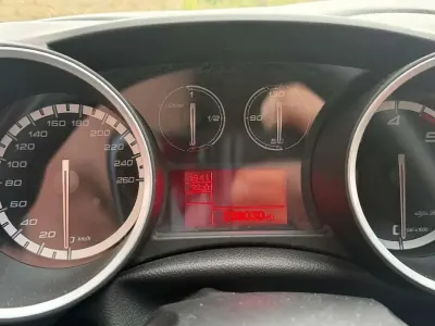 Usata Alfa Romeo Giulietta Progression 105 CV (77 kW) 2015 Utilitaria