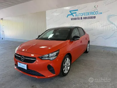Usata Opel Blitz Edition 102 CV (75 kW) 2022 Arancione Berlina