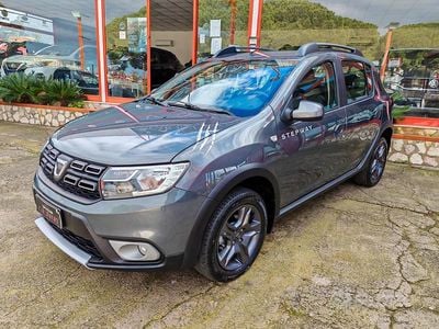 Usata Dacia Sandero 90 CV (66 kW) 2017 Grigio Berlina