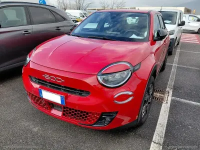 Usata Fiat 600 Pop 135 CV (99 kW) 2025 Rosso SUV