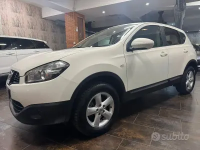Usata Nissan Qashqai Acenta 110 CV (80 kW) 2013 Bianco SUV