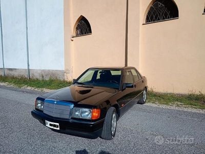Usata Mercedes 190 109 CV (80 kW) 1992 Berlina
