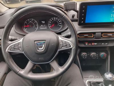 Usata Dacia Sandero Comfort 101 CV (74 kW) 2021 Rosso Berlina