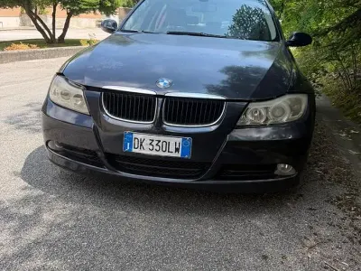 Usata BMW 320 M Sport 163 CV (119 kW) 2007 Bluazzurro Berlina