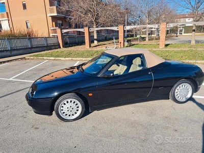 Begagnad Alfa Romeo Spider 1995 Cab