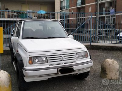 Bianco Usata 1994 Suzuki Vitara SUV | 8000 €
