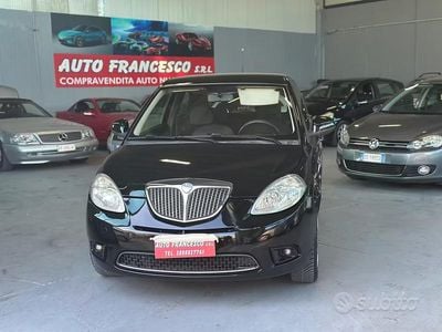 Usata Lancia Ypsilon 78 CV (57 kW) 2007 Nero Utilitaria