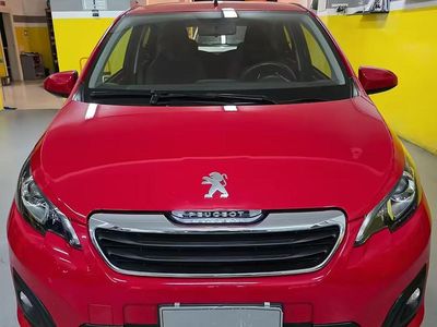 Usata Peugeot 108 Allure 72 CV (52 kW) 2020 Rosso Utilitaria