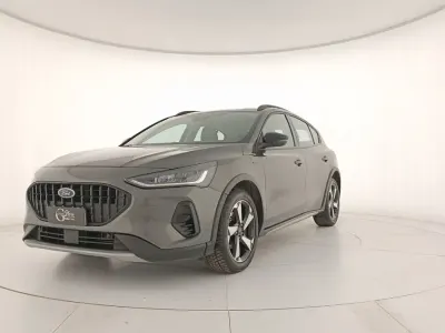 Usata Ford Focus Active 125 CV (91 kW) 2022 Grigio Berlina