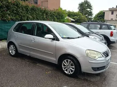 Usata VW Polo Comfortline 75 CV (55 kW) 2006 Utilitaria