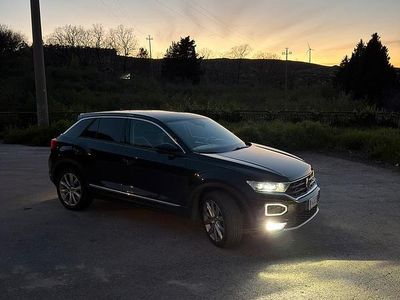 Usata VW T-Roc Advance 150 CV (110 kW) 2018 Nero SUV