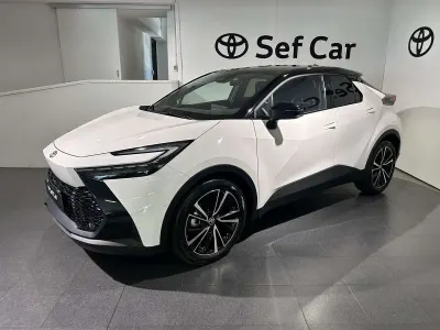 Nuova Toyota C-HR Lounge+ 140 CV (102 kW) 2026 Bianco SUV