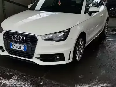 Usata Audi A1 90 CV (66 kW) 2012 Bianco Utilitaria