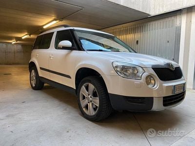 Usata Skoda Yeti 140 CV (102 kW) 2011 Bianco SUV