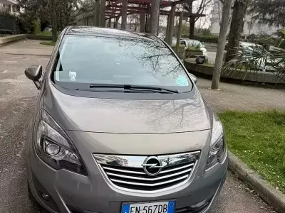 Usata Opel Meriva Cosmo 110 CV (80 kW) 2012 Grigio Monovolume