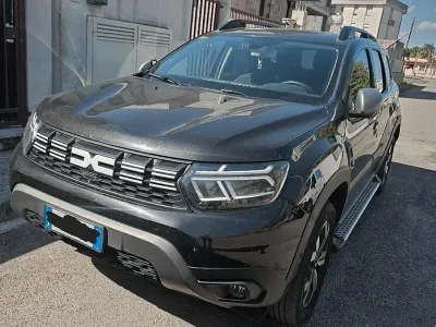 Usata Dacia Duster Journey 90 CV (66 kW) 2023 Nero SUV