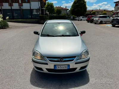 Usata Opel Corsa 75 CV (55 kW) 2003 Utilitaria