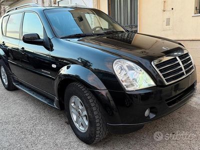Usata Ssangyong (KGM) Rexton II 165 CV (121 kW) 2007 Nero SUV