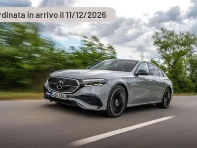 Nuova Mercedes E300 Premium 313 CV (230 kW) 2026 Argento Berlina