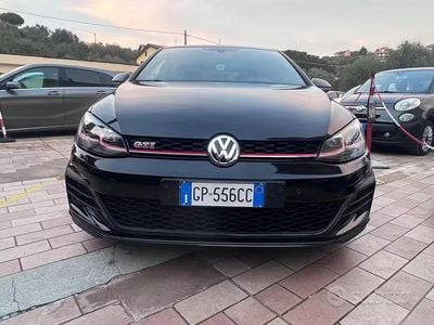 Begagnad VW Golf VII GTI 245 HK (180 kW) 2018 Svart Sedan