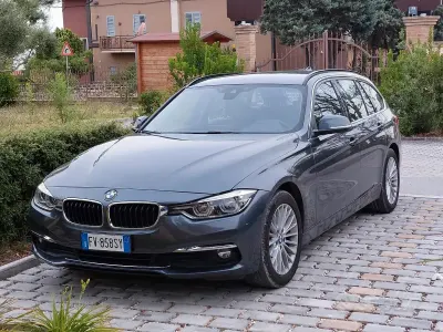 Usata BMW 316 Luxury Line 116 CV (85 kW) 2019 Grigio Station wagon