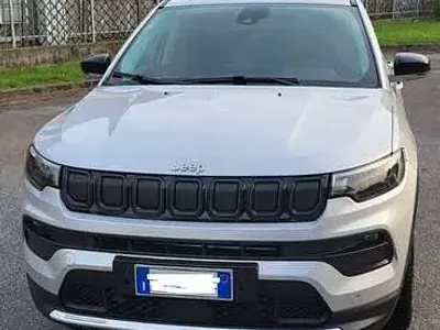 Usata Jeep Compass Limited 131 CV (96 kW) 2021 Argento SUV