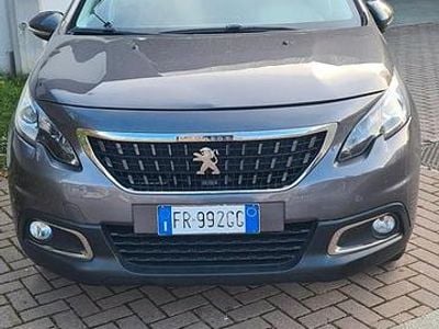 Usata Peugeot 2008 Active 81 CV (59 kW) 2018 Grigio SUV
