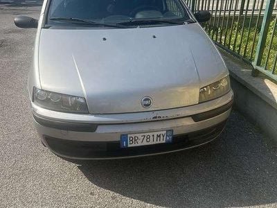 Usata Fiat Punto 60 CV (44 kW) 2001 Utilitaria