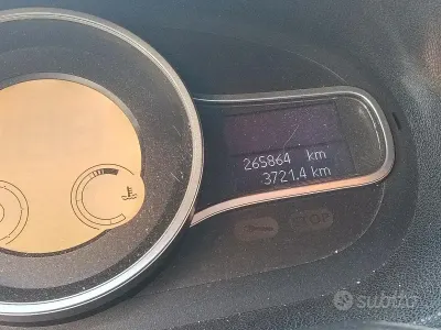 Usata Renault Mégane III 90 CV (66 kW) 2009 Grigio Berlina