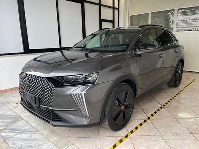 Grigio Usata 2023 DS Automobiles DS7 Crossback Performance SUV | 24.500 € (Ottimo prezzo)