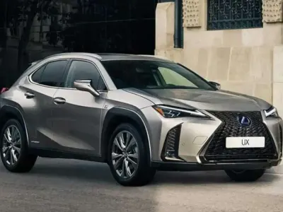 Nuova Lexus UX 300h 199 CV (146 kW) 2026 Argento SUV