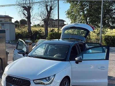 Usata Audi A1 Sportback 90 CV (66 kW) 2012 Bianco Utilitaria