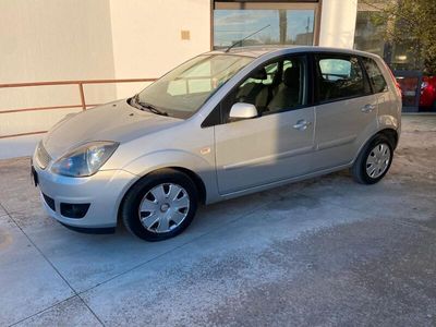 usata Ford Fiesta 1.2 benzina 75cv