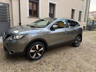 Usata Nissan Qashqai N-Connecta 115 CV (84 kW) 2017 Grigio SUV