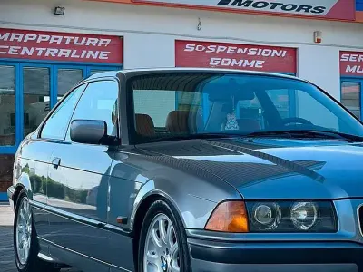 Usata BMW 318 140 CV (102 kW) 1996 Grigio Coupé