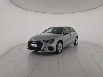 Usata Audi A3 Business 110 CV (80 kW) 2024 Argento Berlina