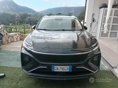Usata MG Marvel R 64 kW (88 CV) 2023 Nero SUV