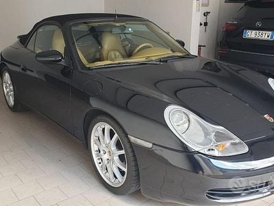 Usata Porsche 911 Carrera Cabriolet 320 CV (235 kW) 2003 Cabrio