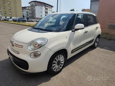 Usata Fiat 500L Lounge 85 CV (62 kW) 2015 Bianco Monovolume