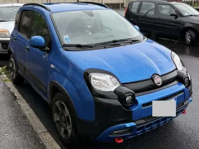 Usata Fiat Panda Cross Cross 69 CV (50 kW) 2023 Utilitaria