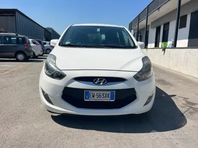 Usata Hyundai ix20 Comfort 90 CV (66 kW) 2014 Bianco Utilitaria